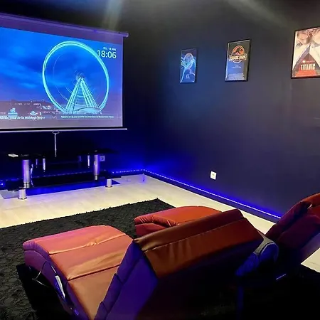 Le Cineglam Spa Lägenhet Margny-les-Compiegne