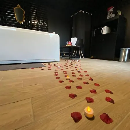 Lägenhet Le Cineglam Spa *